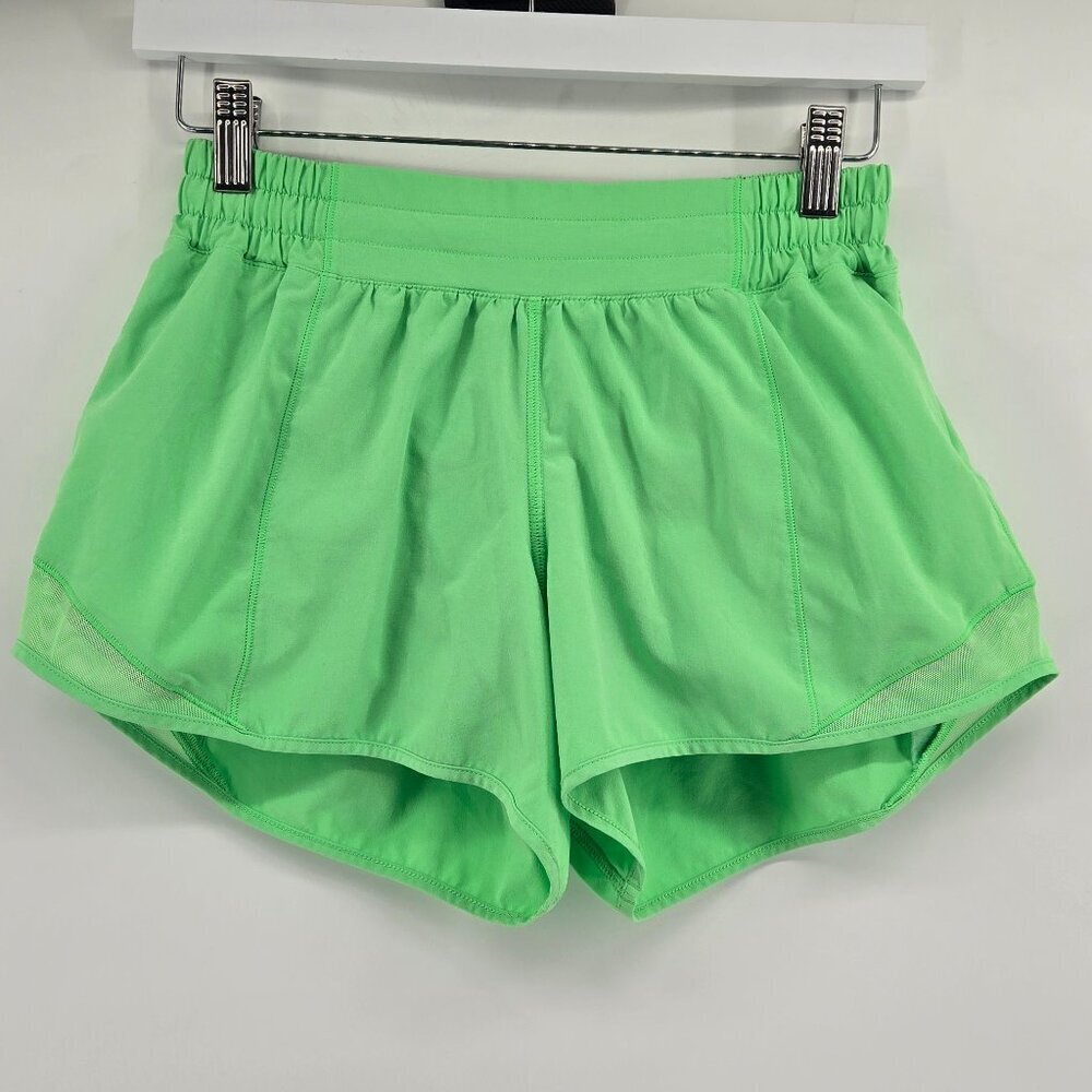 Lululemon Hotty Hot Low-Rise Lined Short 4" - 6 Scream Green